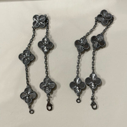 [ECHO ]CLOVER 5 MOTIF BLACK BRACELET