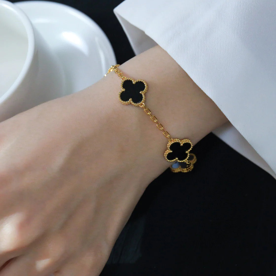 [ECHO ] CLOVER 5 MOTIF ONYXS BRACELET COLLECTION