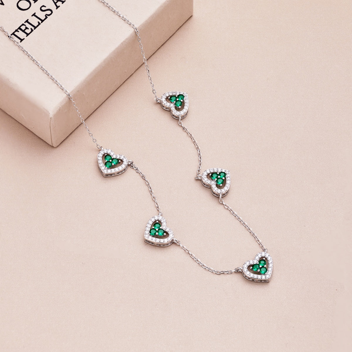 [ECHO ]Sparkling Five Heart Necklace
