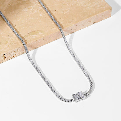 [ECHO ]2.0 carat Ornate Emerald Cut Necklace