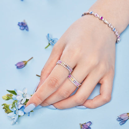 [ECHO ]Dainty Kaleidoscopic Emerald Cut Daily Ring