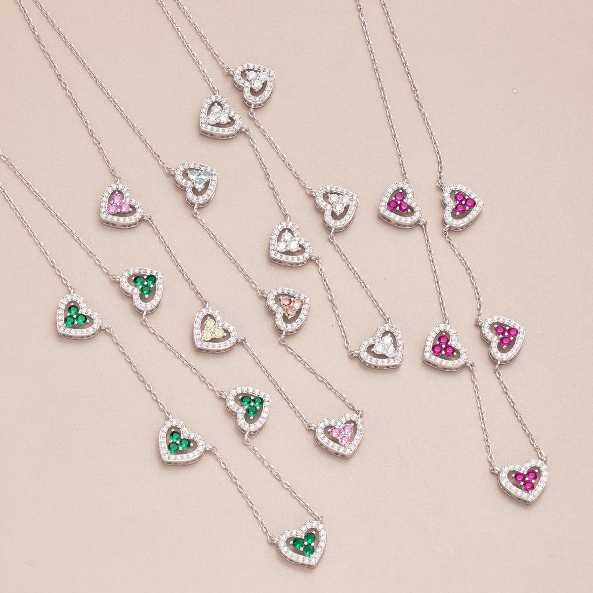 [ECHO ]Sparkling Five Heart Necklace