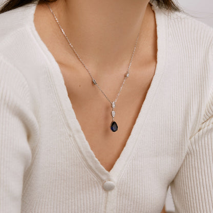 [ECHO ]Dazzling Pear Cut Necklace