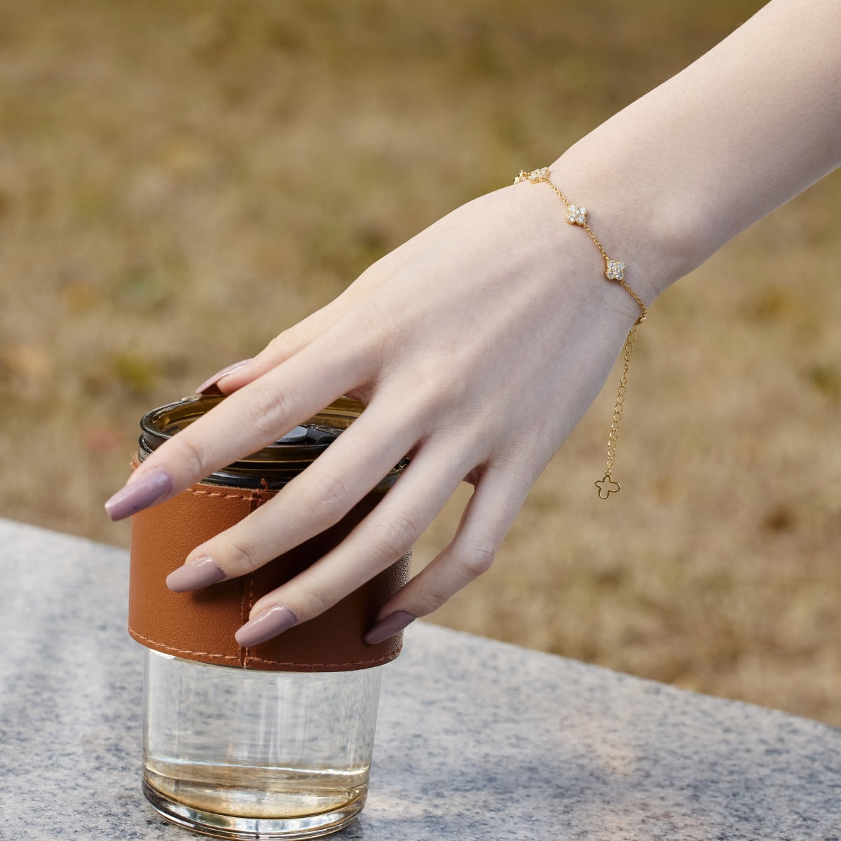 [ECHO ]Four-Leaf Clover Hollow Butterfly Bracelet