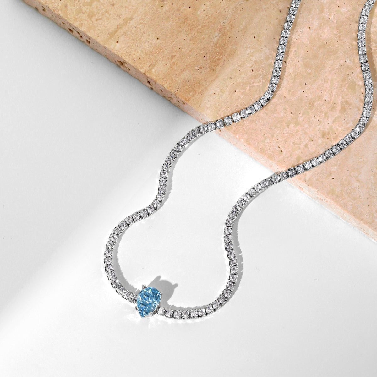 [ECHO ]1.0 carat Unique Pear Cut Tennis Necklace