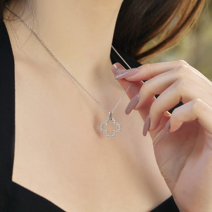 [ECHO ]Four-Leaf Clover Hollow Design Exquisite Necklace