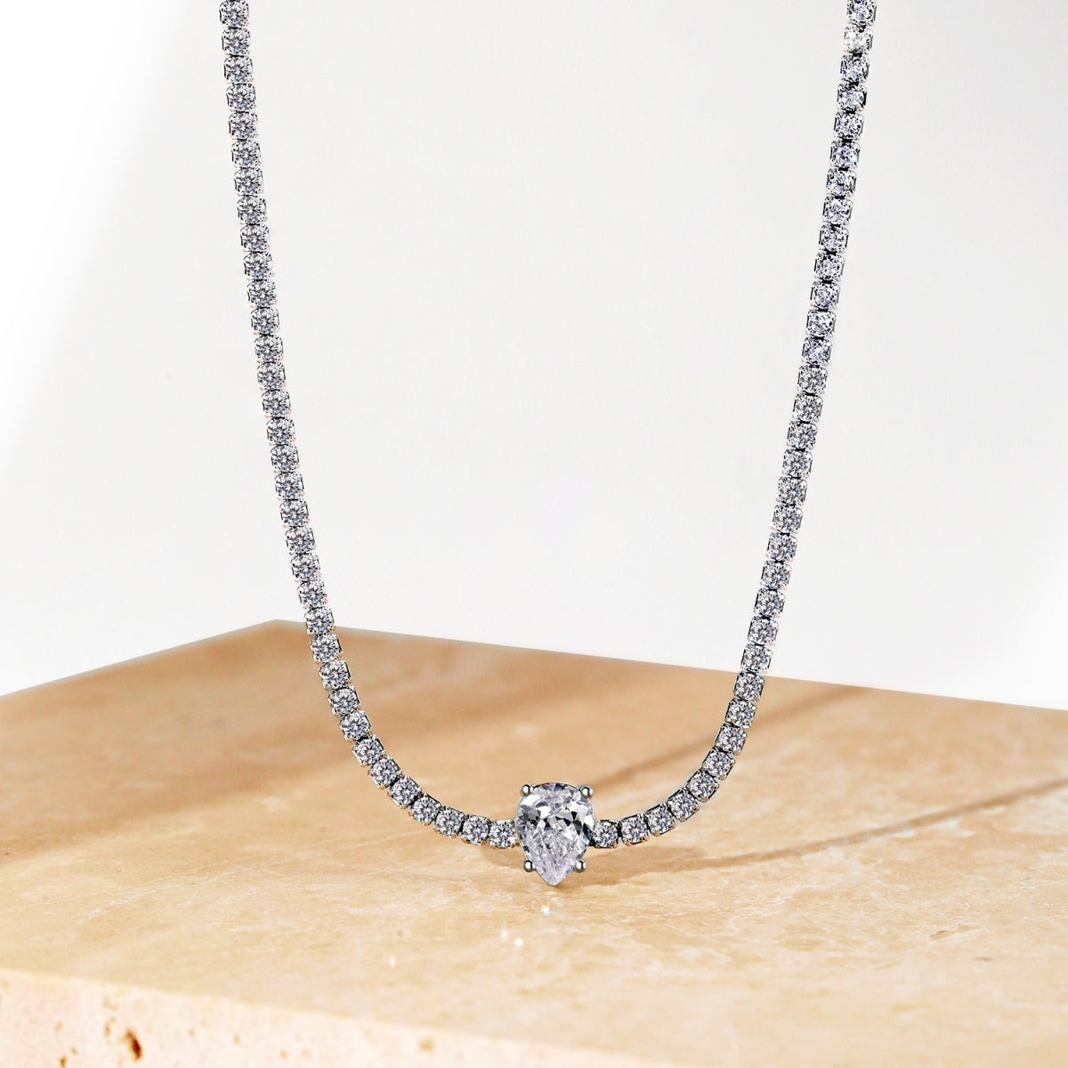 [ECHO ]1.0 carat Unique Pear Cut Tennis Necklace