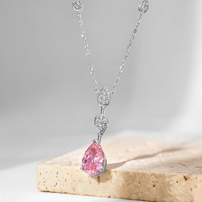 [ECHO ]Dazzling Pear Cut Necklace