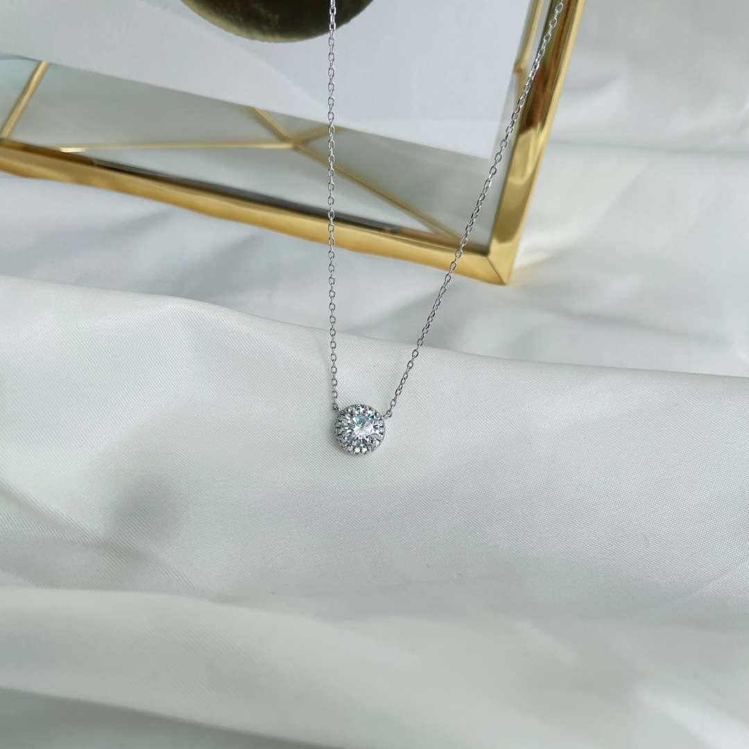 [ECHO ]Luxurious Round Cut Necklace