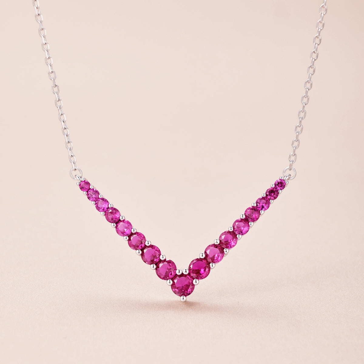 [ECHO ]Ornate Round Cut Necklace