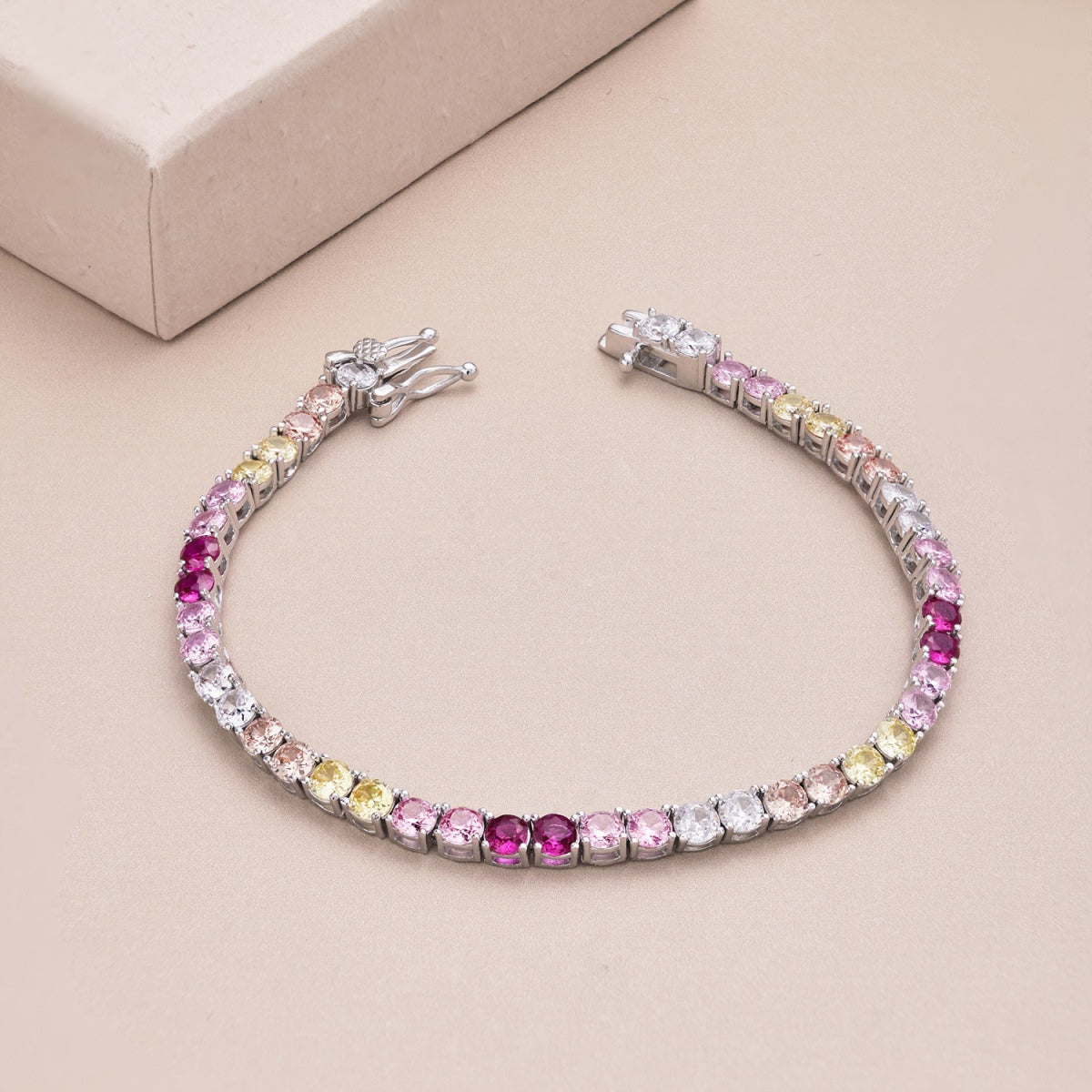 [ECHO ]Radiant Colorful Round Cut Tennis Bracelet