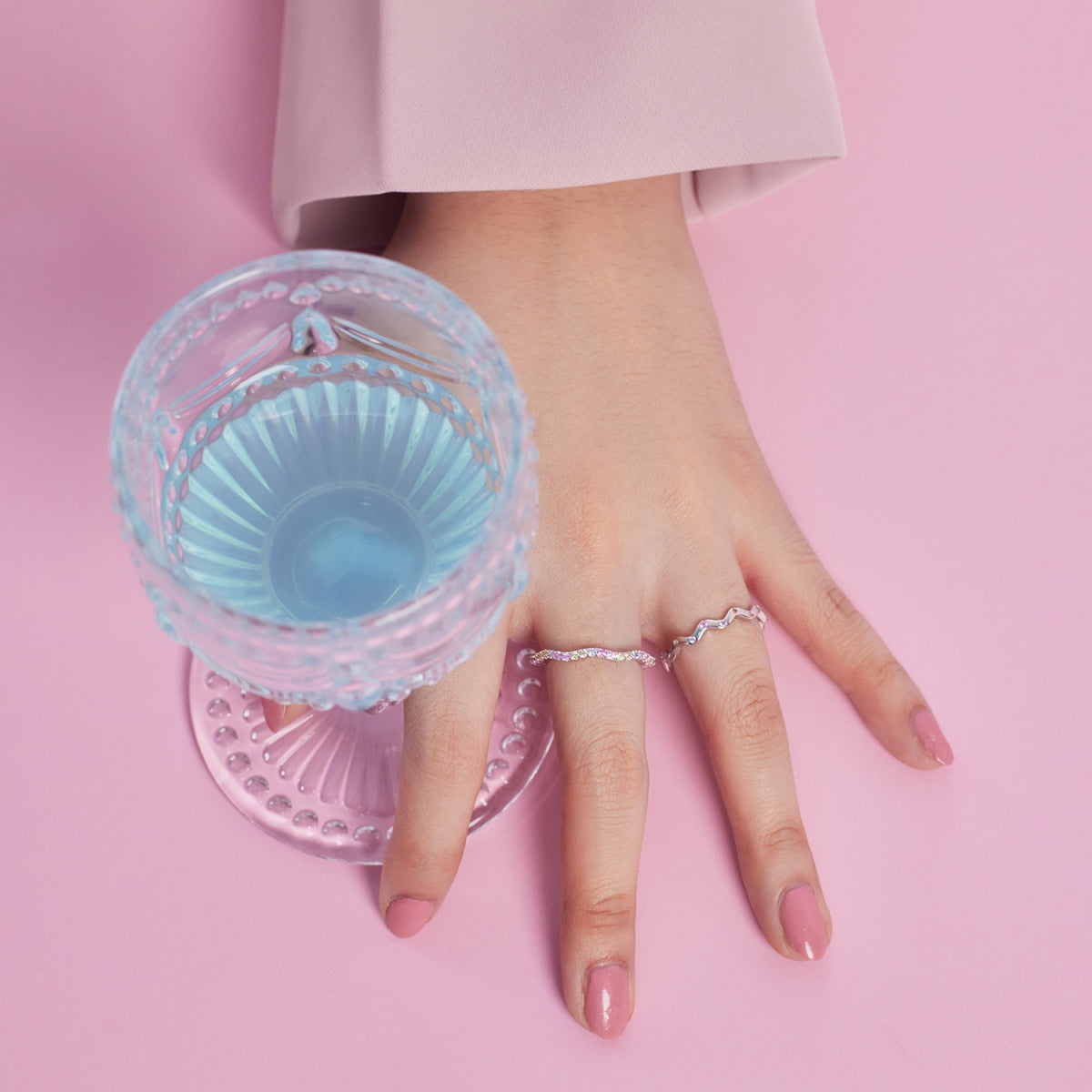 [ECHO ]Ornate Vibrant Round Cut Daily Ring