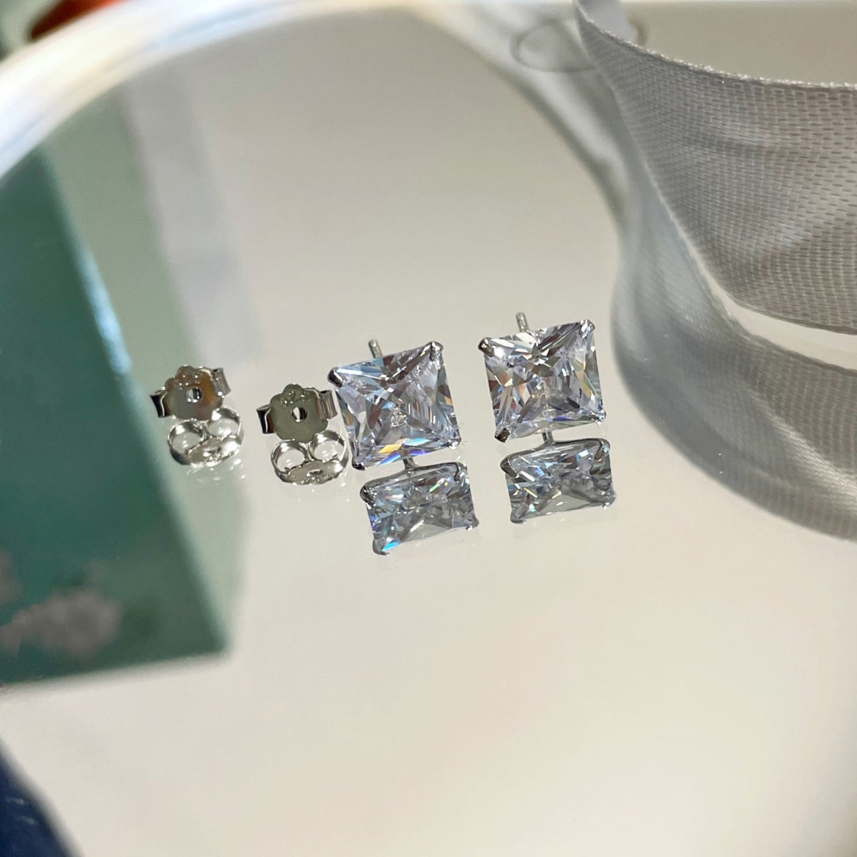 [ECHO ]Ornate Square Shape Earrings