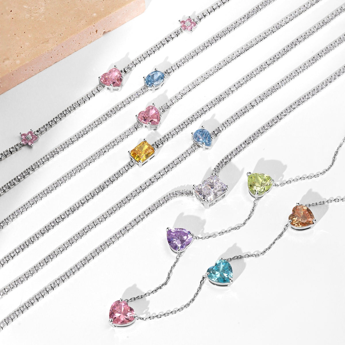 [ECHO ]Dazzling Pink Heart Flower Necklace
