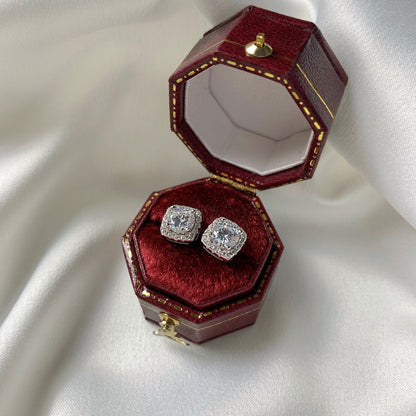 [ECHO ]Classic Round Center Stone Stud Earrings