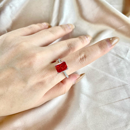 [ECHO ]4.0 Carat Luxurious Engagement Ring