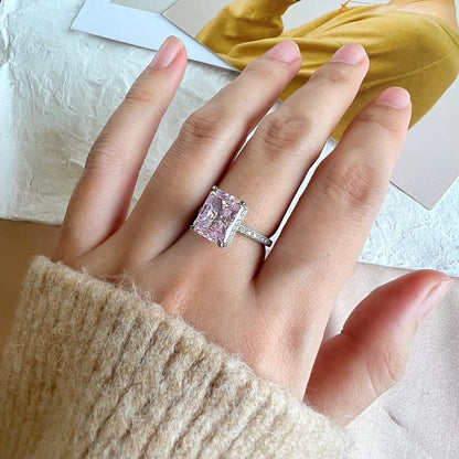[ECHO ]4.0 Carat Luxurious Engagement Ring