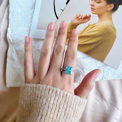 [ECHO ]4.0 Carat Luxurious Engagement Ring
