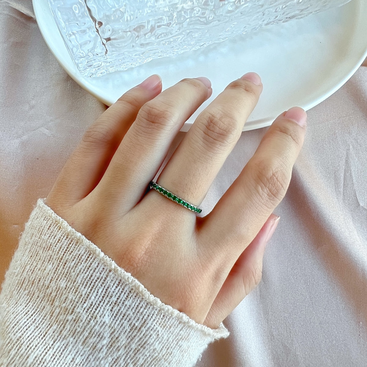 [ECHO ]Delicate Sparkling Round Cut Daily Ring