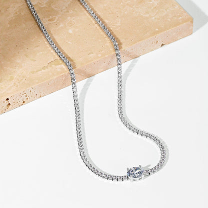 [ECHO ]1.0 Carat Shining Oval Cut Necklace