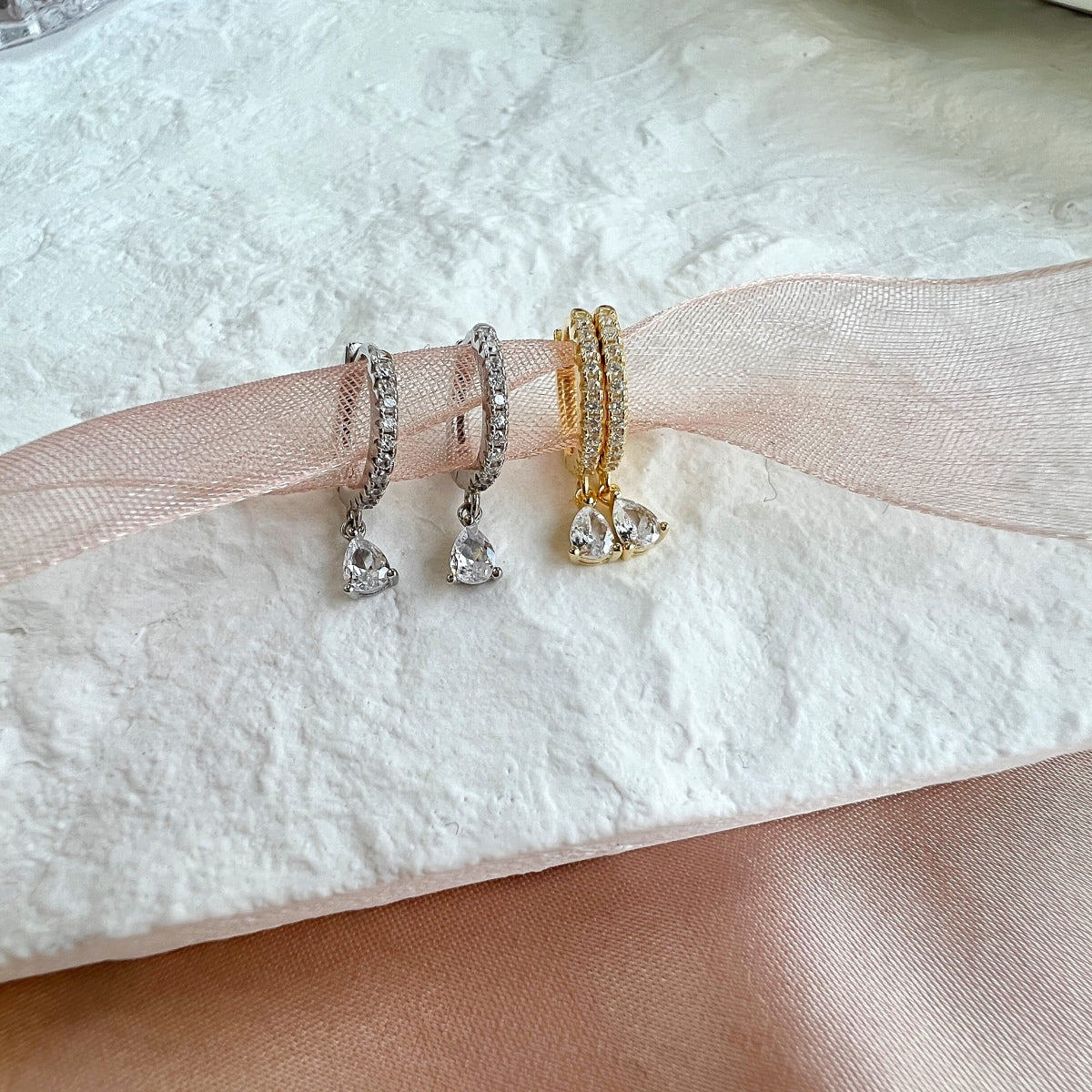 [ECHO ]Luxurious Geometric Drop Earrings