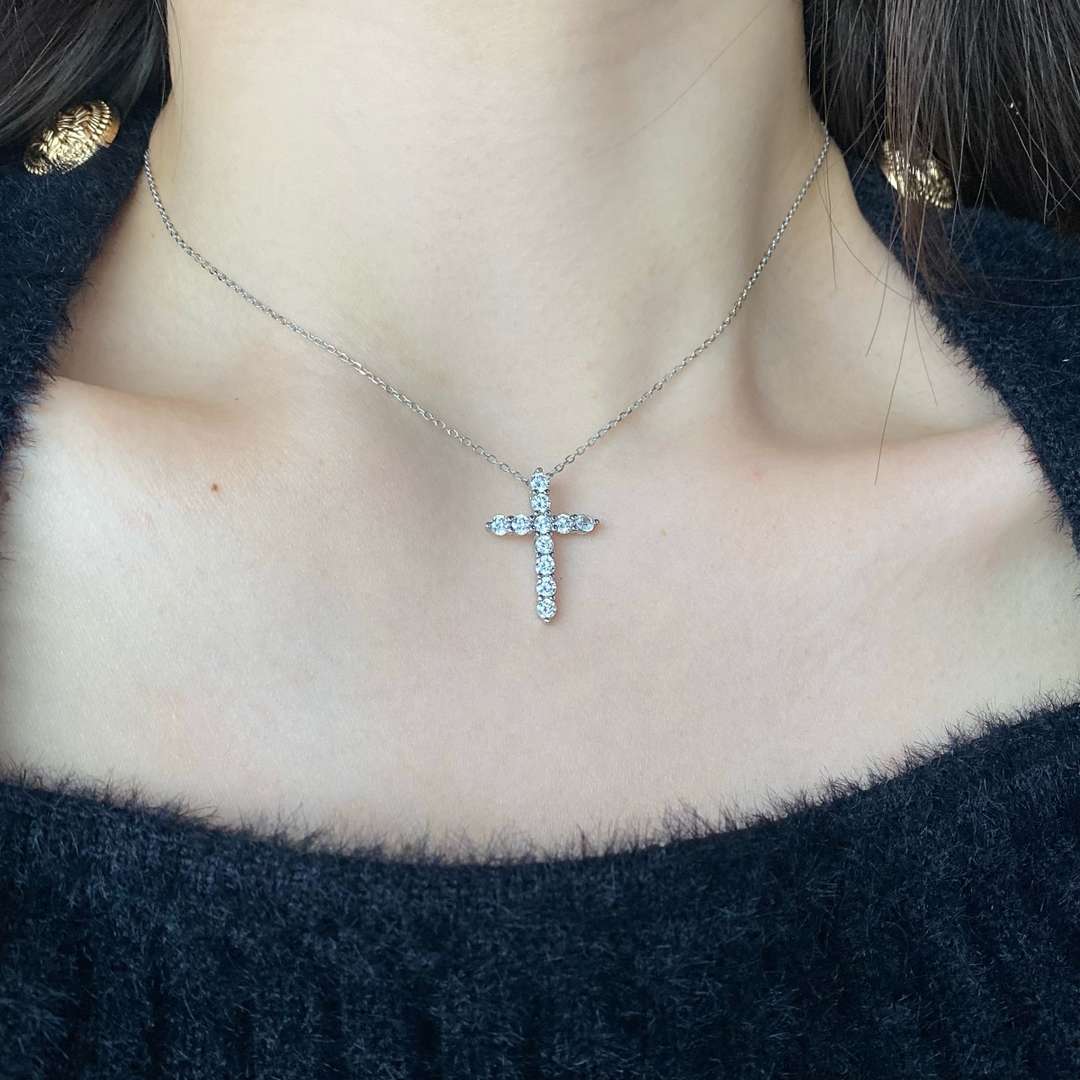 [ECHO ]Unique Cross Shape Necklace