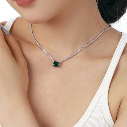 [ECHO ]4.0 Carat Elegant Radiant Cut Necklace