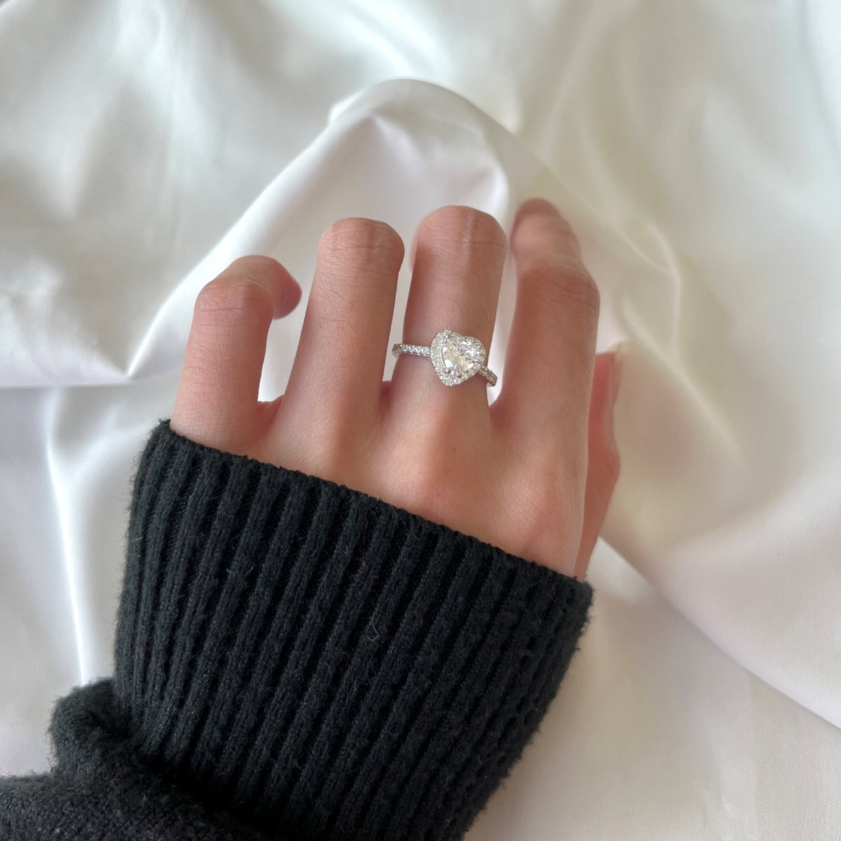[ECHO ]Eternity Splashy Romantic Heart Shape Lover Ring