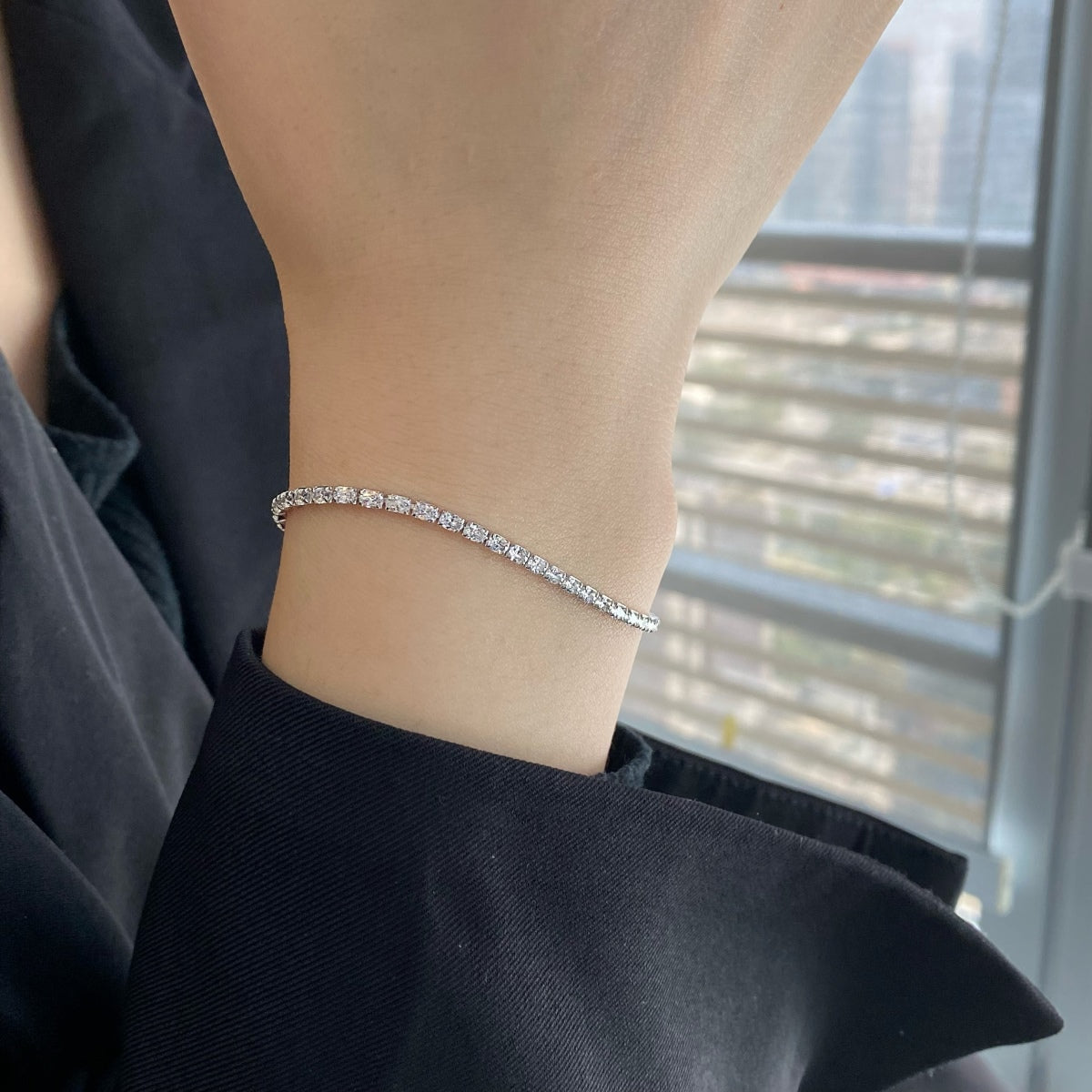 [ECHO ]Elegant Emerald Cut Daily Bracelet