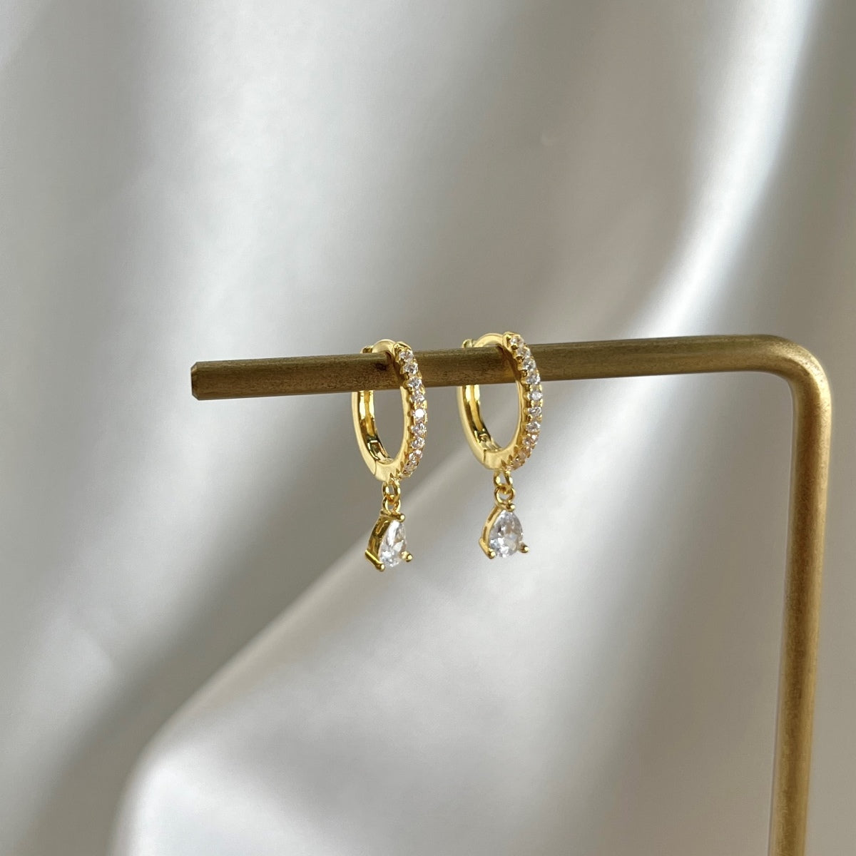 [ECHO ]Luxurious Geometric Drop Earrings