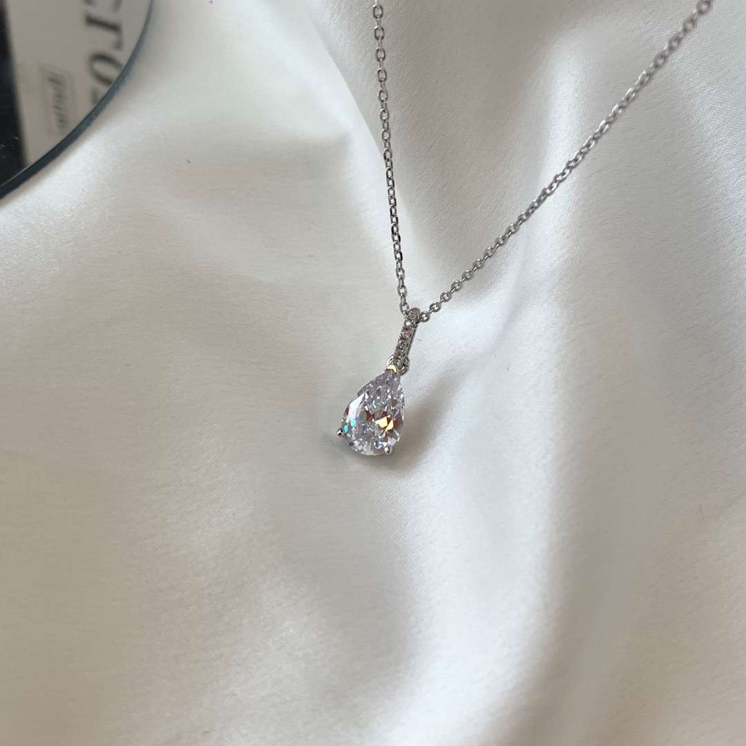[ECHO ]Delicate Water Drop Shape Fashion Necklace