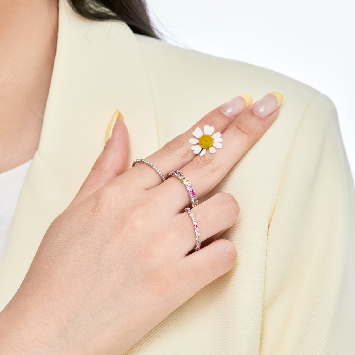 [ECHO ]Ornate Colorful Round Cut Tennis Ring