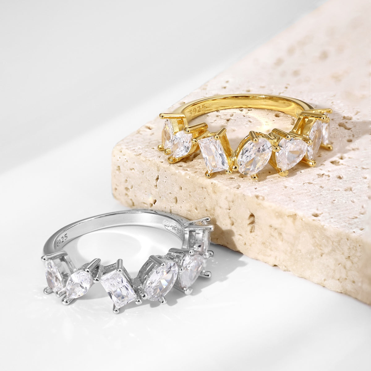 [ECHO ]Delicate Multi Cut Ring