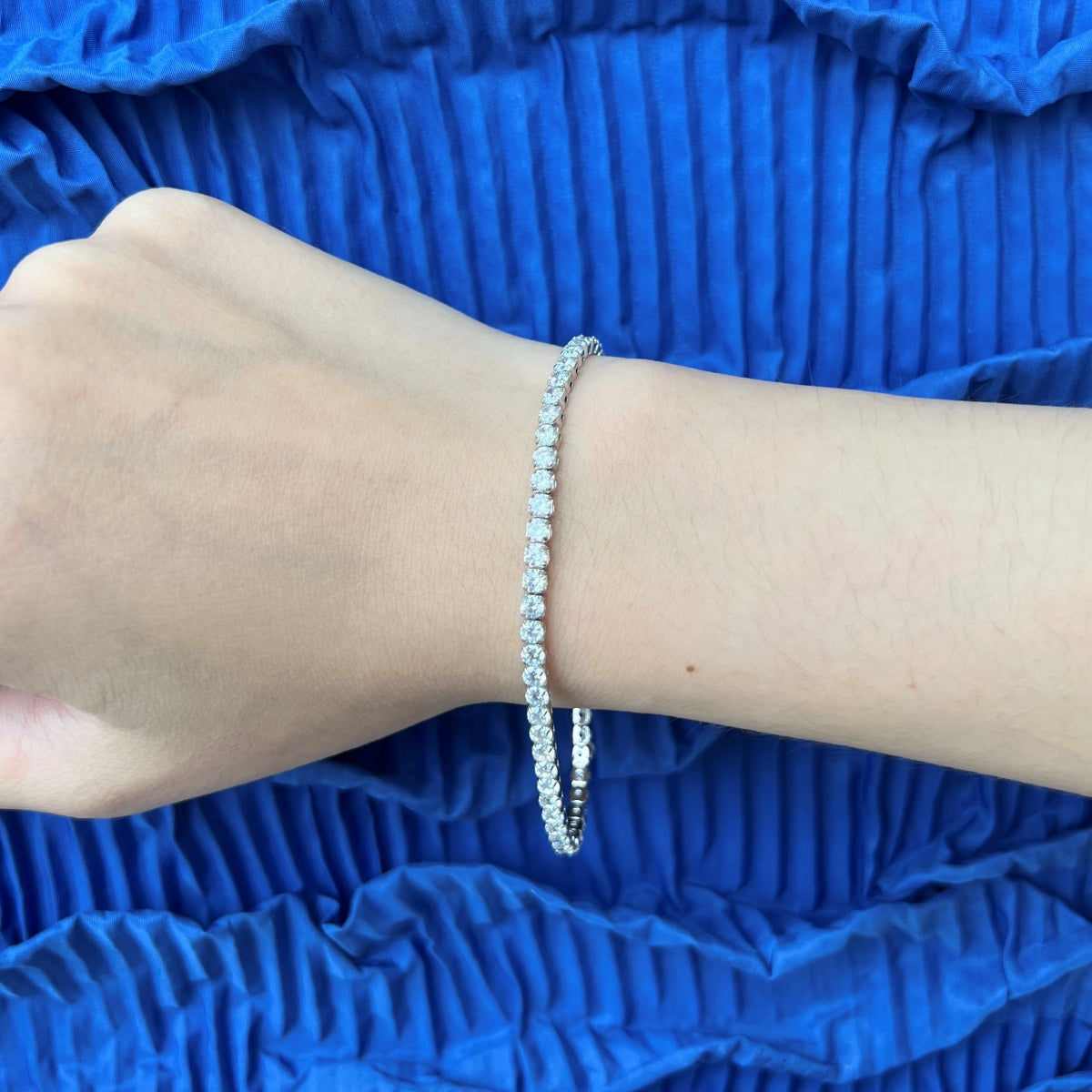 [ECHO ]Sparkling Round Cut Daily Bracelet