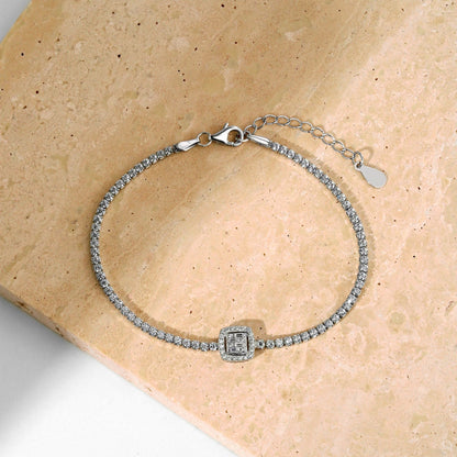 [ECHO ]Luxurious Dazzling Square Shape Banquet Bracelet