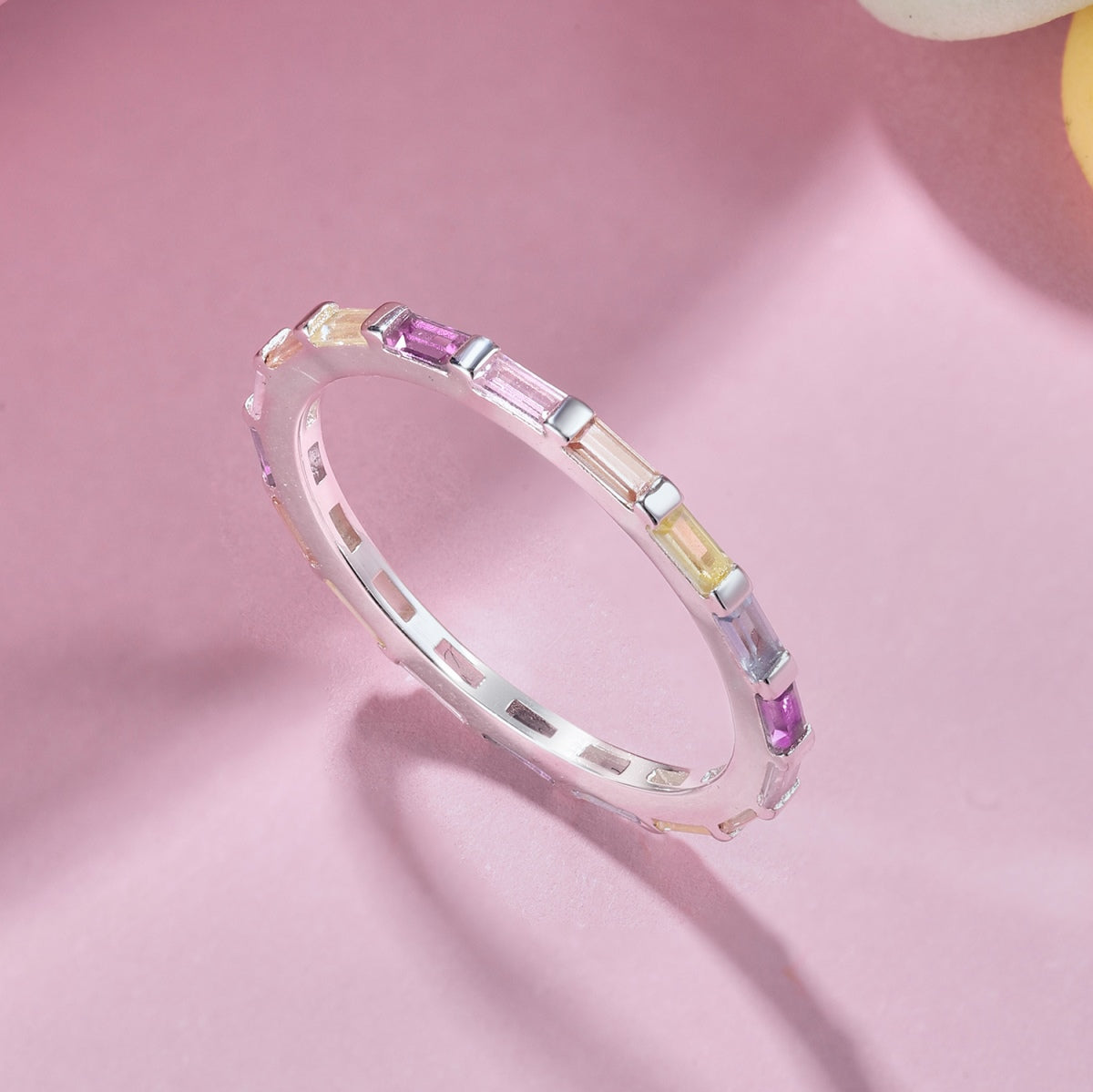 [ECHO ]Exquisite Multicolored Emerald Cut Daily Ring