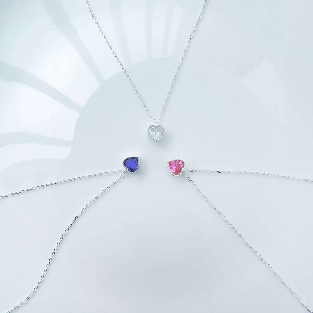 [ECHO ]Ornate Heart Shape Necklace