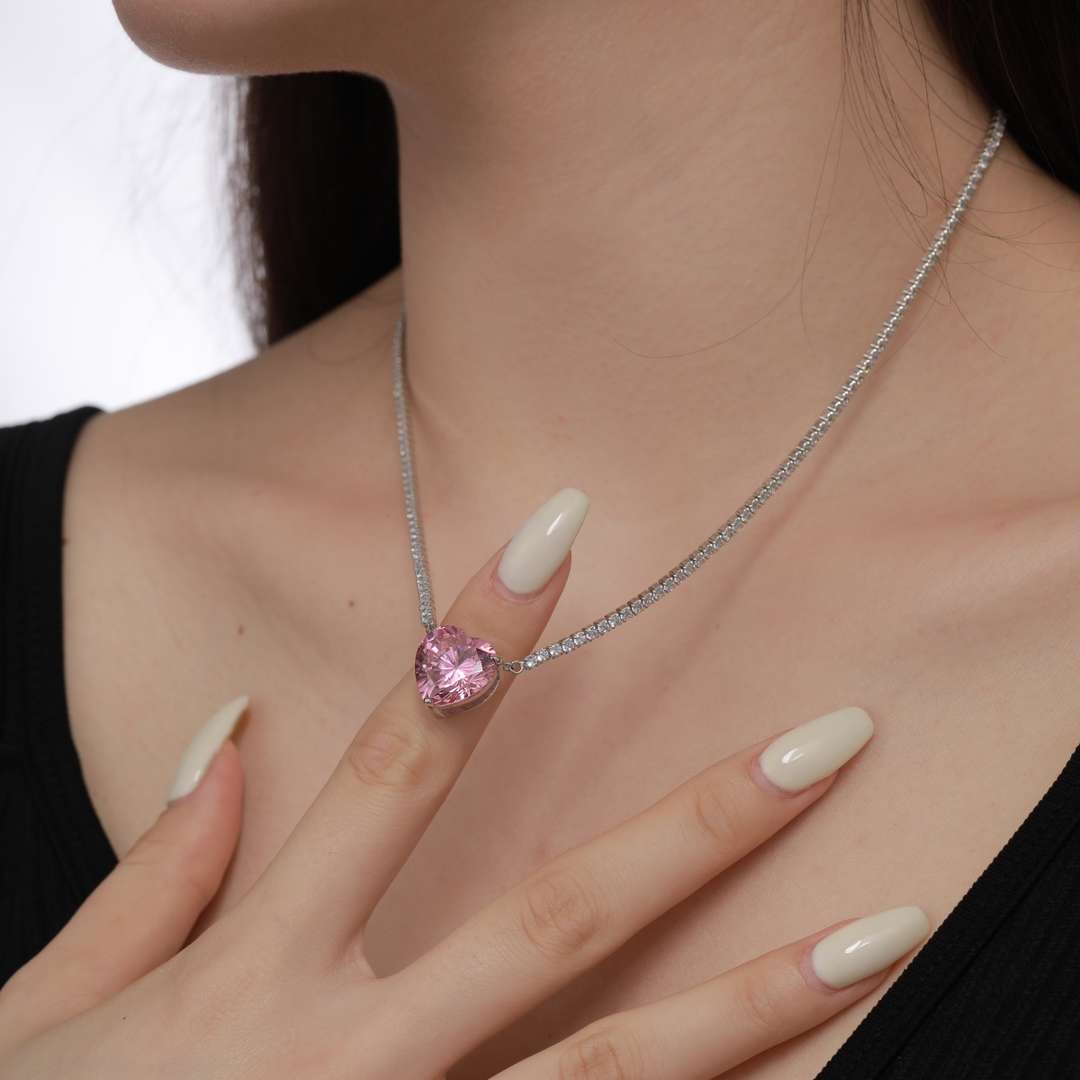 [ECHO ]8.0 Carat Versatile Colorful Sweet Heart-Shaped Tennis Necklace