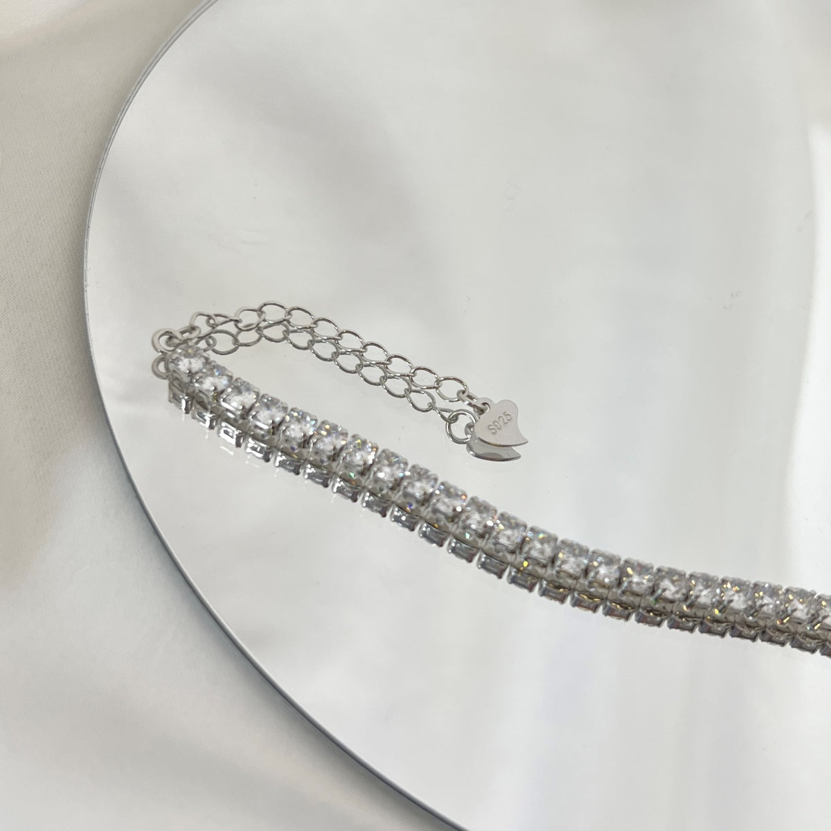 [ECHO ]Sparkling Round Cut Daily Bracelet