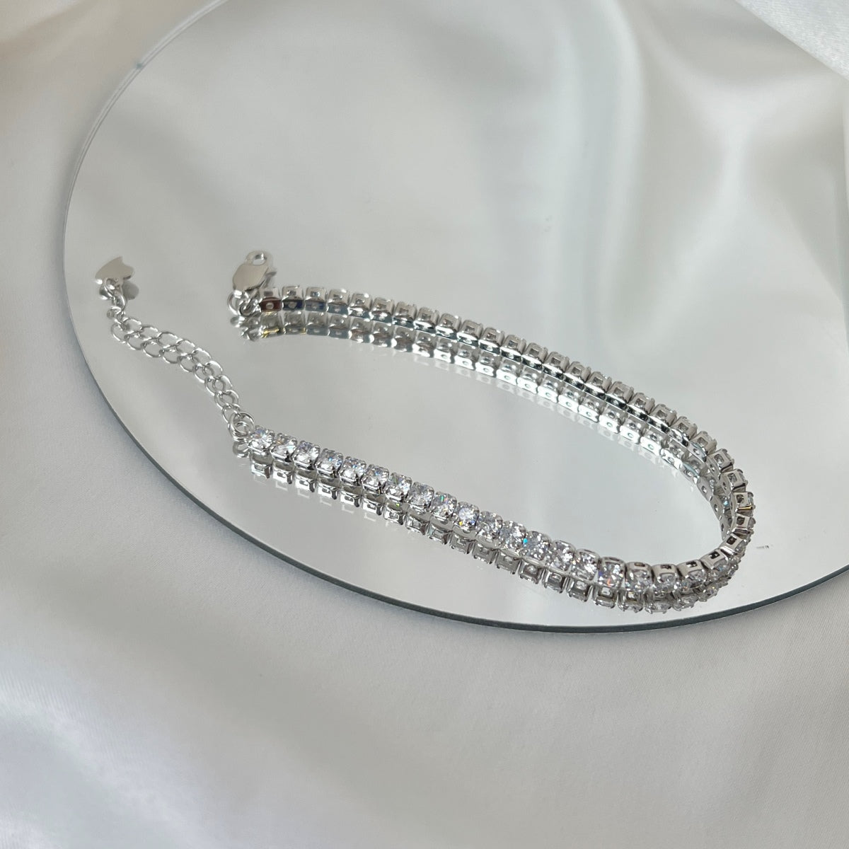 [ECHO ]Sparkling Round Cut Daily Bracelet