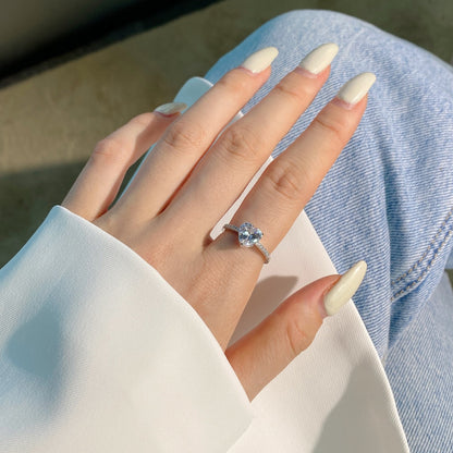 [ECHO ]2.0 Carat Dazzling Lustrous Heart Cut Lover Ring