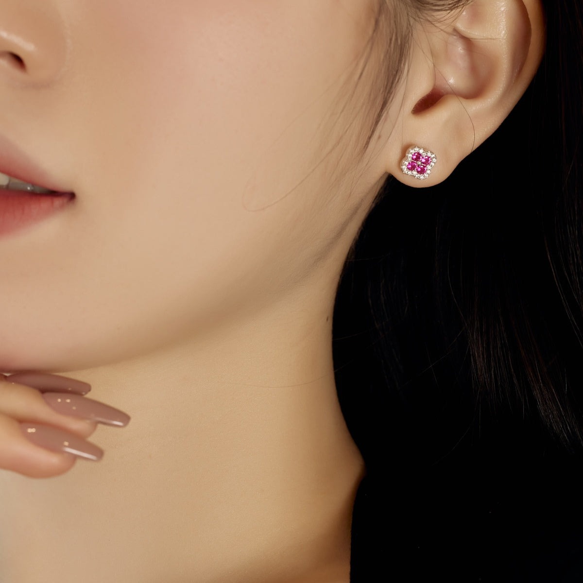 [ECHO ]Four-Leaf Clover Flower Shaped Earrings