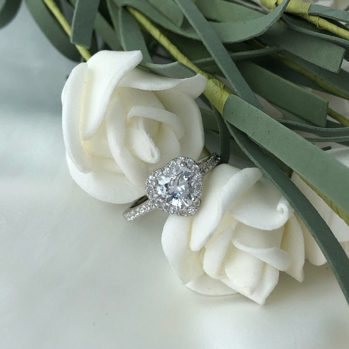 [ECHO ]Eternity Splashy Romantic Heart Shape Lover Ring