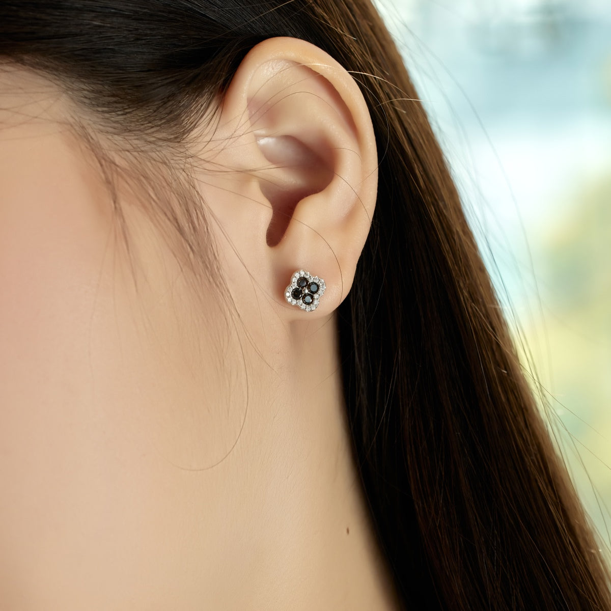 [ECHO ]Four-Leaf Clover Flower Shaped Earrings