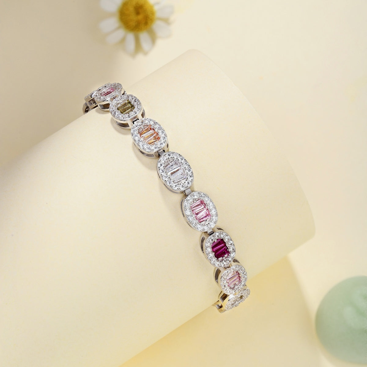 [ECHO ]Exquisite Ornate Emerald Cut Daily Bracelet