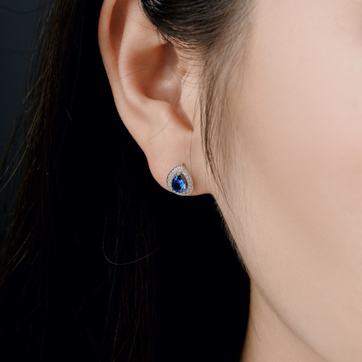 [ECHO ]Luxurious Water Drop Shape Earrings