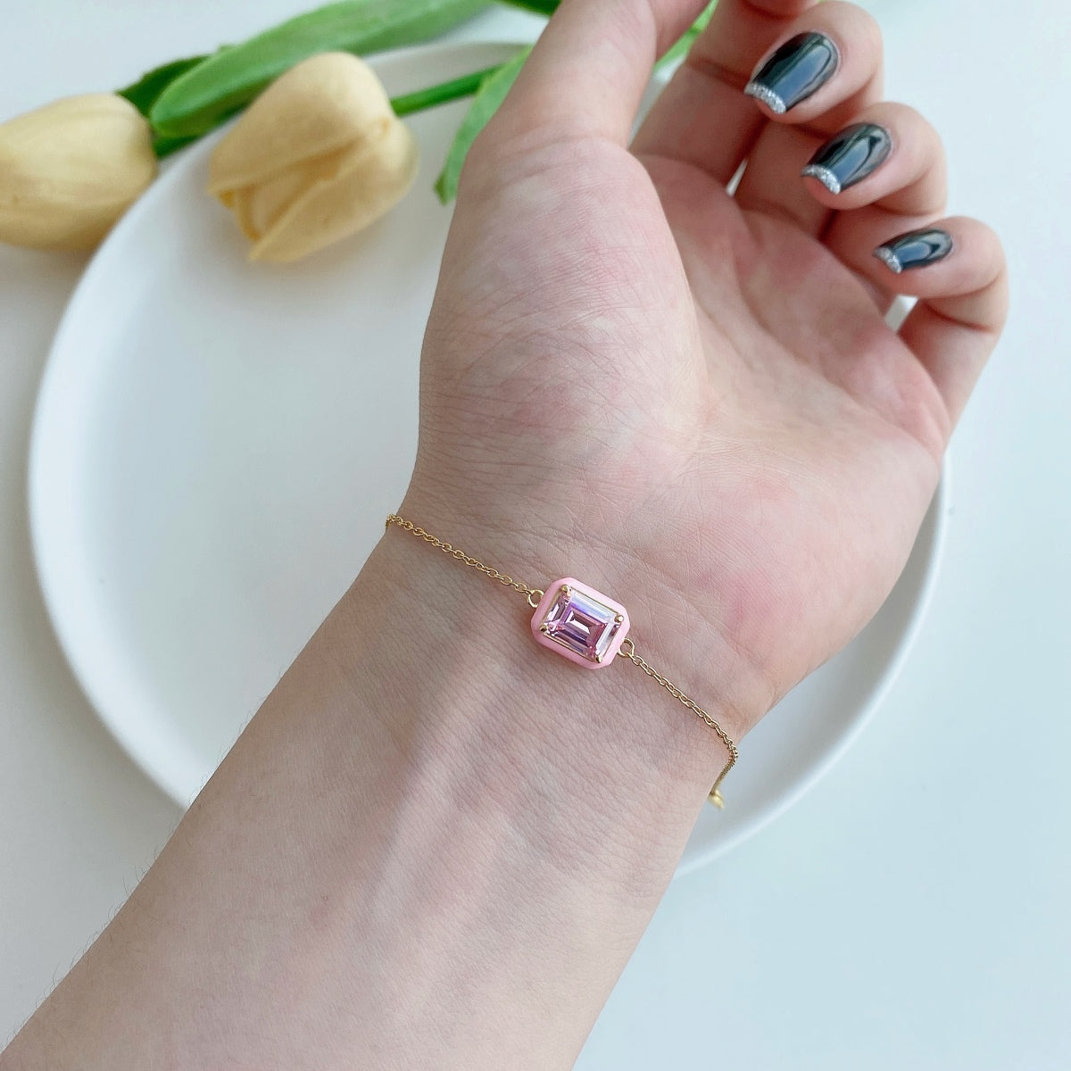 [ECHO ]2.0 Carat Sparkling Colorful Emerald Cut Daily Bracelet
