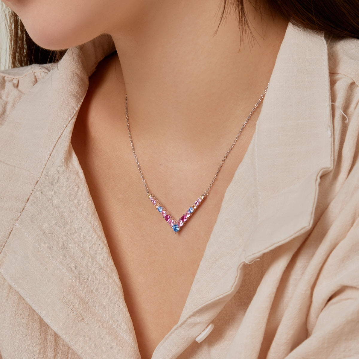 [ECHO ]Ornate Round Cut Necklace