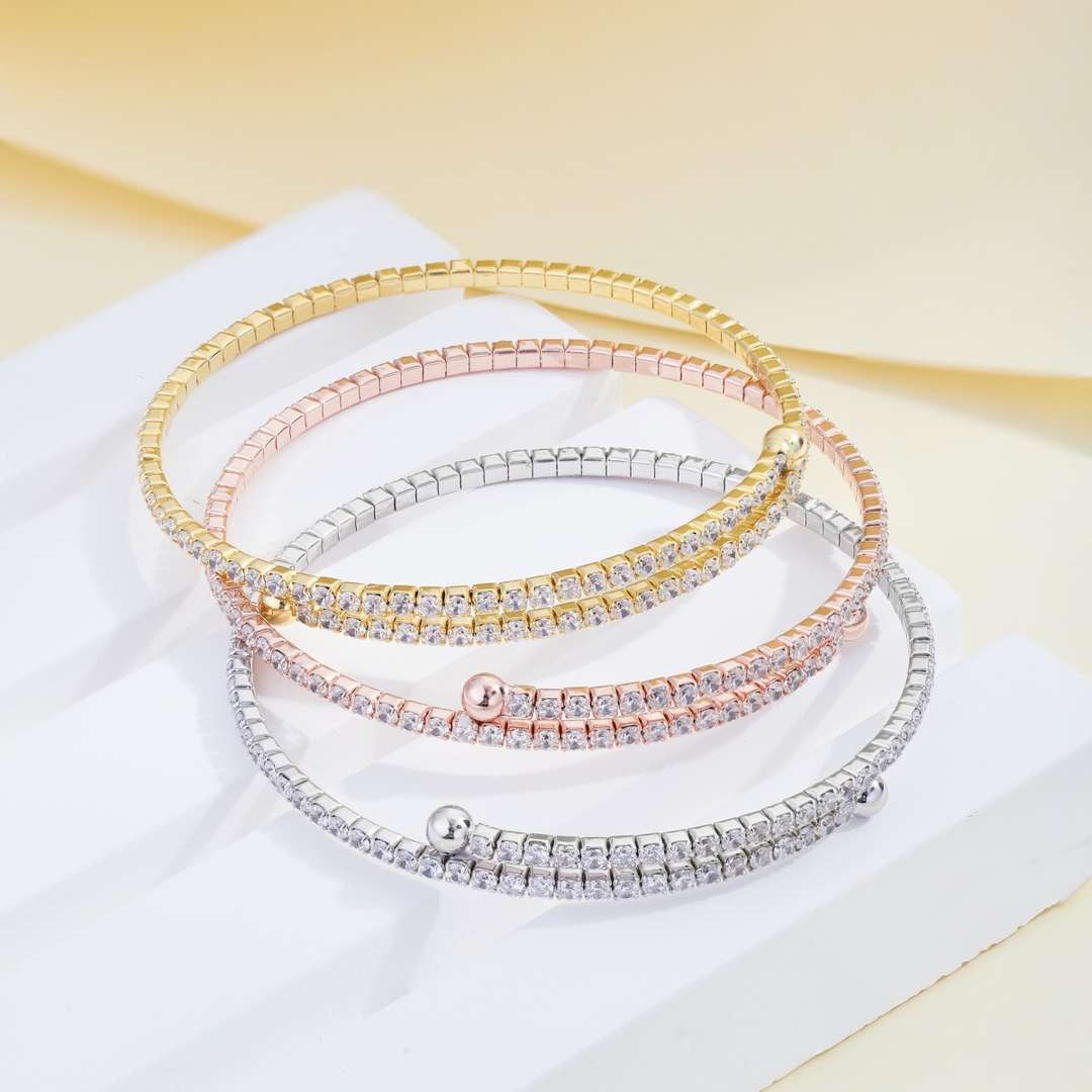 [ECHO ]Row of Diamonds Round Fashion Bracelet