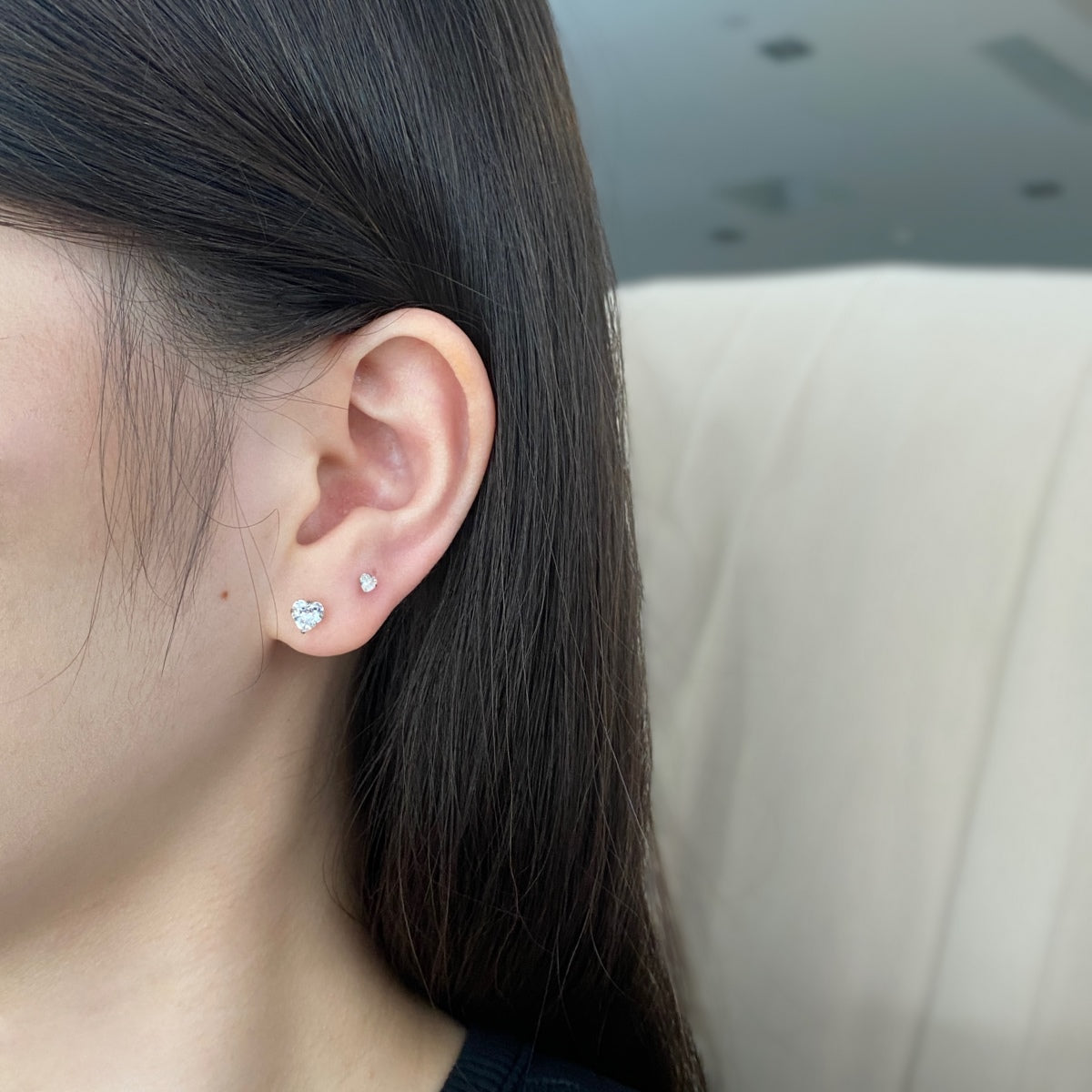 [ECHO ]Sparkling Heart Shaped Simple Earrings